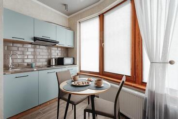 Yudgi   Home