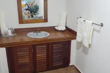 Villa Carolina Bed And Breakfast