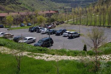 هتل Arzni Health Resort