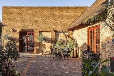 هتل Kuruman Inn