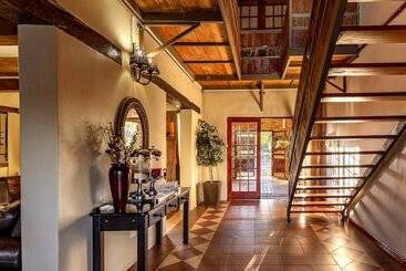 هتل Kuruman Inn
