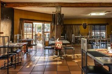هتل Kuruman Inn