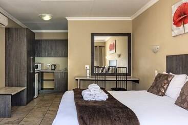 هتل Kuruman Inn