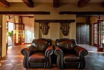 هتل Kuruman Inn