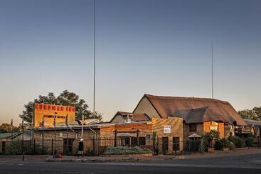 هتل Kuruman Inn