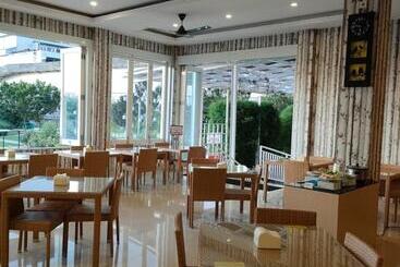 Naka Hotel Kupang