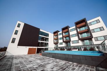 هتل Sallys Jeju