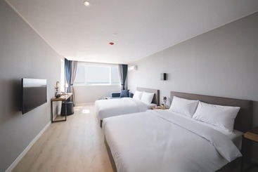 هتل Sallys Jeju