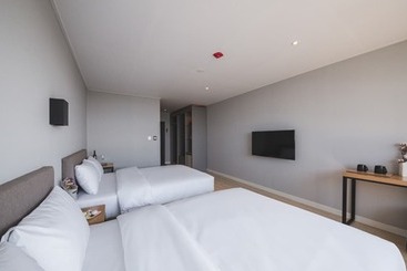هتل Sallys Jeju