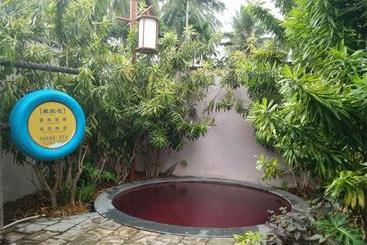 هتل Sanya Little Fish Hot Spring Holiday