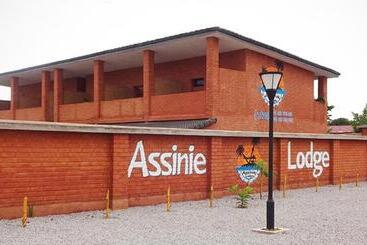 استراحتگاه Assinie Lodge