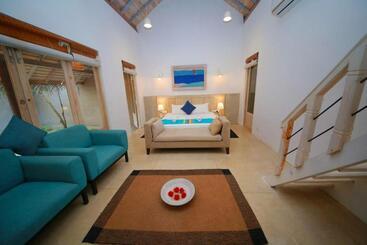 هتل Hiru Villas And Kitesurfing