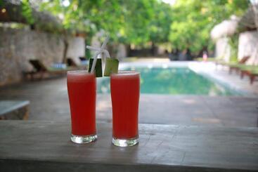 هتل Hiru Villas And Kitesurfing