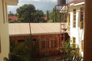 هتل The Paradise In Kilimanjaro