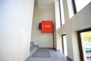 پانسیون Guest House Imeda