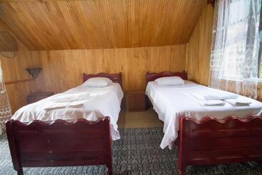 پانسیون Guest House Imeda