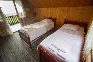 پانسیون Guest House Imeda