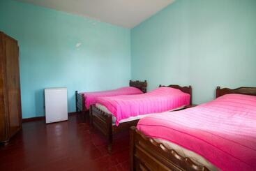 پانسیون Guest House Imeda
