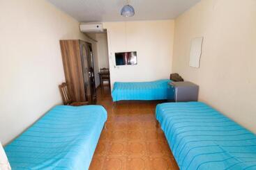 پانسیون Guest House Imeda