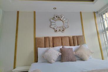 پانسیون Mavi Guest House