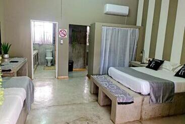 پانسیون Overnight Stop Before Kruger National Park