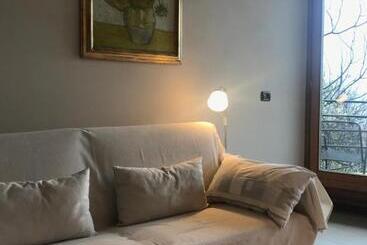 تختخواب و صبحانه Bedandbreakfastlagodicomo