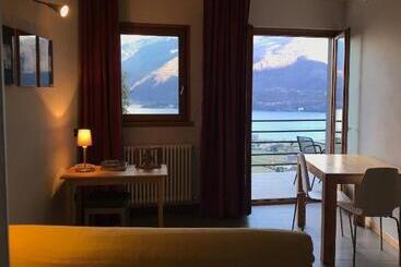 تختخواب و صبحانه Bedandbreakfastlagodicomo