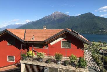 تختخواب و صبحانه Bedandbreakfastlagodicomo
