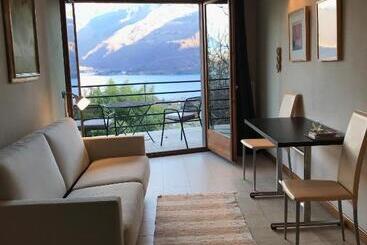 تختخواب و صبحانه Bedandbreakfastlagodicomo