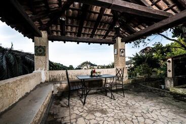 تختخواب و صبحانه Villa Ordile