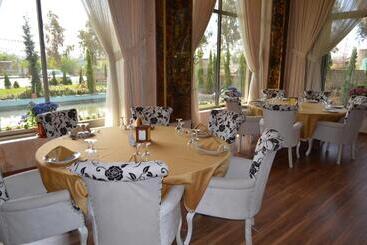 Dawa Hotel And Restaurant