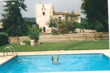 هتل Torre Forcheron