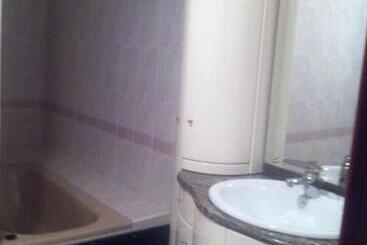 پانسیون Habitaciones López Azcona