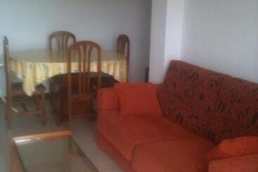 ペンション Habitaciones López Azcona