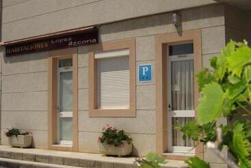 ペンション Habitaciones López Azcona