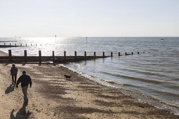 پانسیون Southend Guest House   Close To Beach, Train Station & Southend Airport
