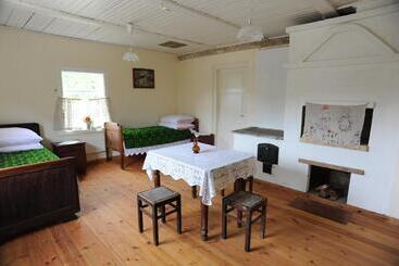 پانسیون Stay At Lithuanian Folk Museum