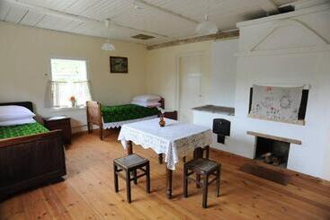 پانسیون Stay At Lithuanian Folk Museum