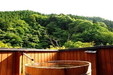Sakaya Ryokan Yoshina Onsen
