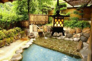 Sakaya Ryokan Yoshina Onsen
