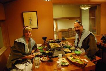 Sakaya Ryokan Yoshina Onsen