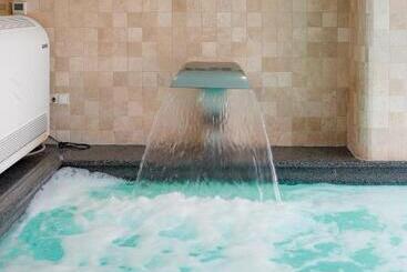 Chevalier Hotel & Spa