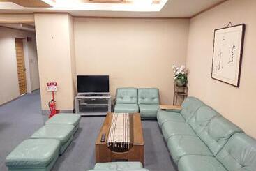 هتل Crown Hills Imabari