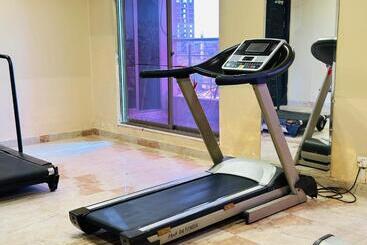 Grand Regent Hotel & Suites