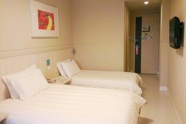 هتل Jinjiang Inn Langfang High Speed Railwy Station Yinhe South Road