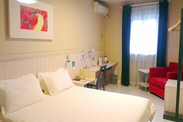 هتل Jinjiang Inn Langfang High Speed Railwy Station Yinhe South Road