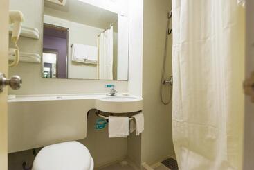 هتل Jinjiang Inn Shanghai Baoshan Youyi Road