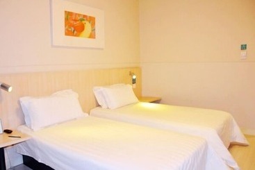 هتل Jinjiang Inn Shijiazhuang Lianmeng Road