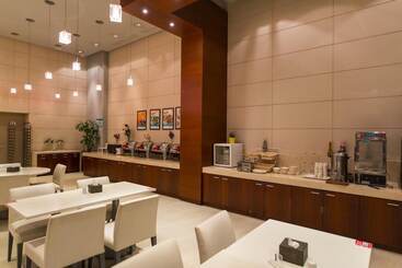 هتل Jinjiang Inn Shijiazhuang Lianmeng Road