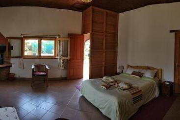 هتل Le Trianon